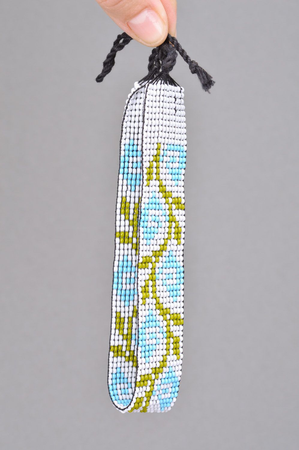 Handgemachte dicke und massive Halskette aus Glasperlen mit ethnischen Ornament foto 3