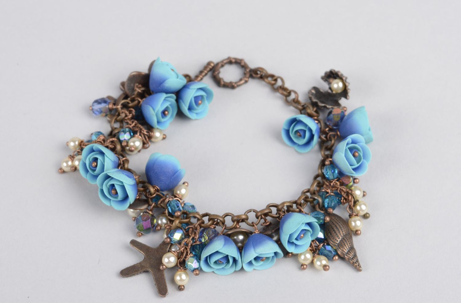 Bracelet fantaisie pâte polymère Bijou fait main fleurs bleues Accessoire femme photo 1