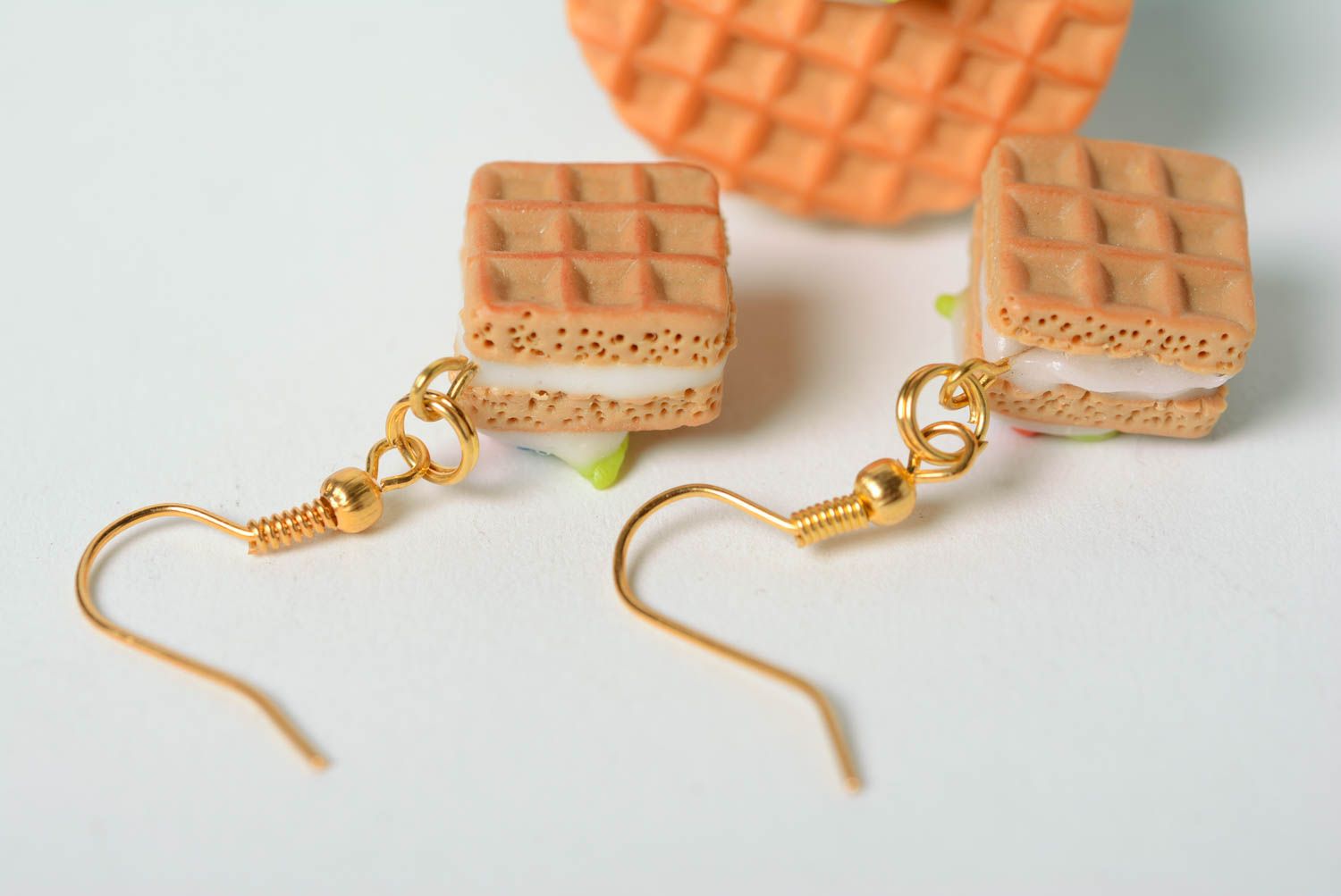 Set of 2 handmade polymer clay accessories earrings and hair clip Cookies photo 4