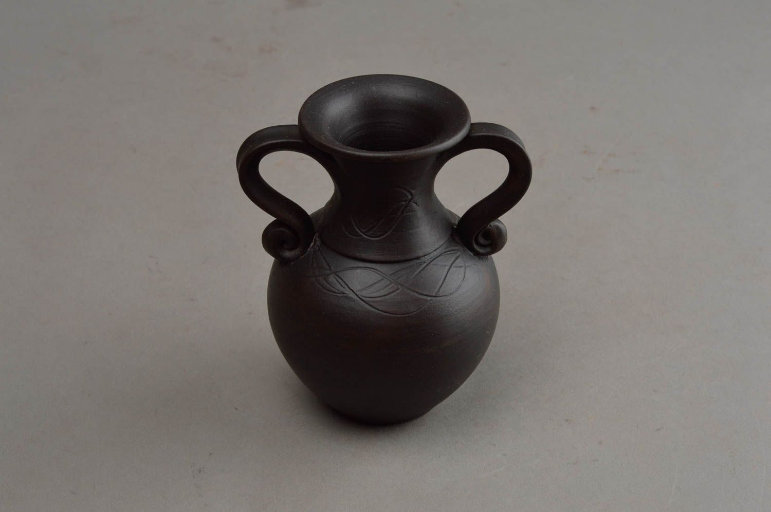 Dark brown two handles' 5 oz clay glazed pitcher for shelf décor 4,3'', 0,4 lb photo 8