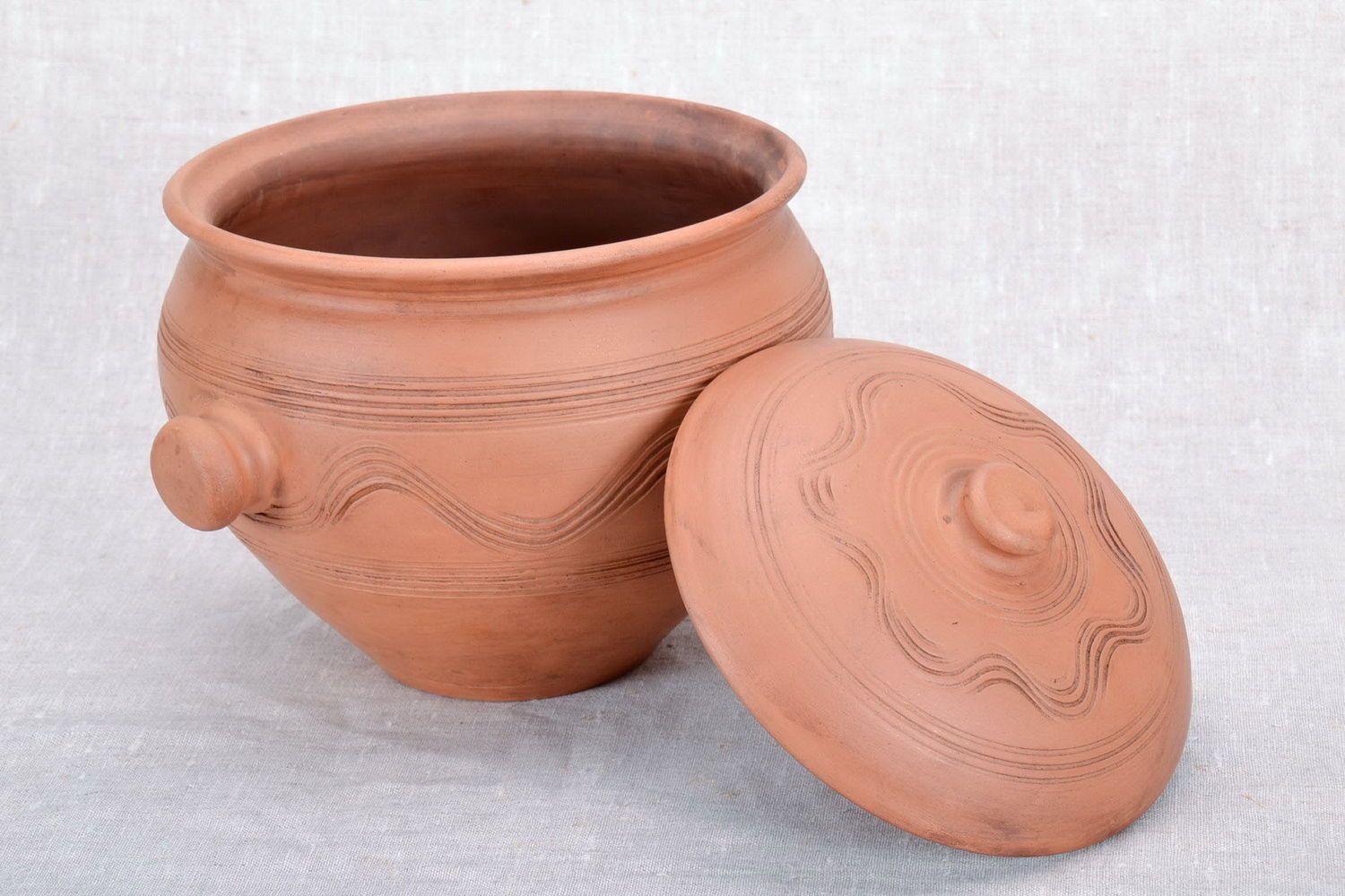Clay pot photo 4