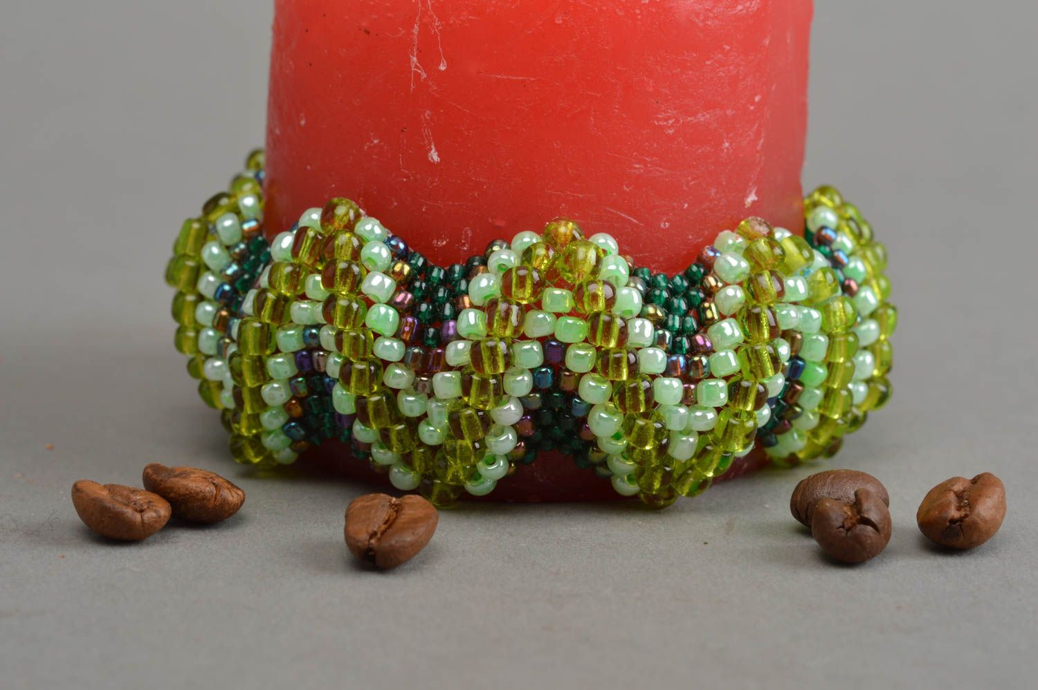 Bracelet en perles de rocaille fait main bijou pour femme Coquille verte photo 1