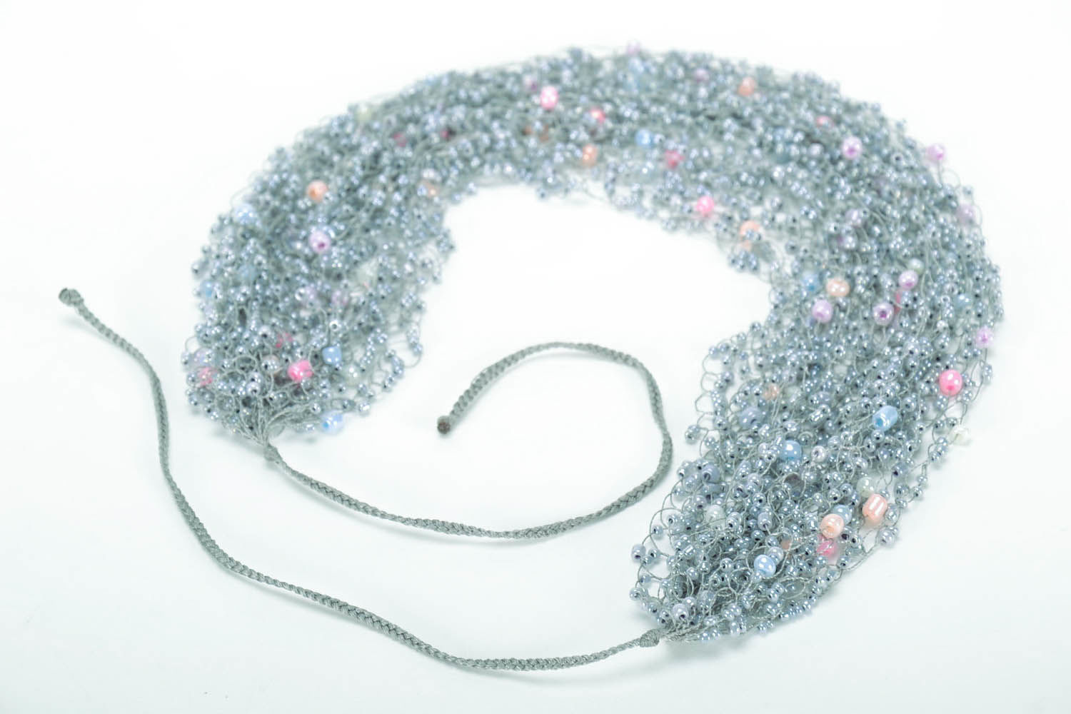 Gray bead necklace photo 4