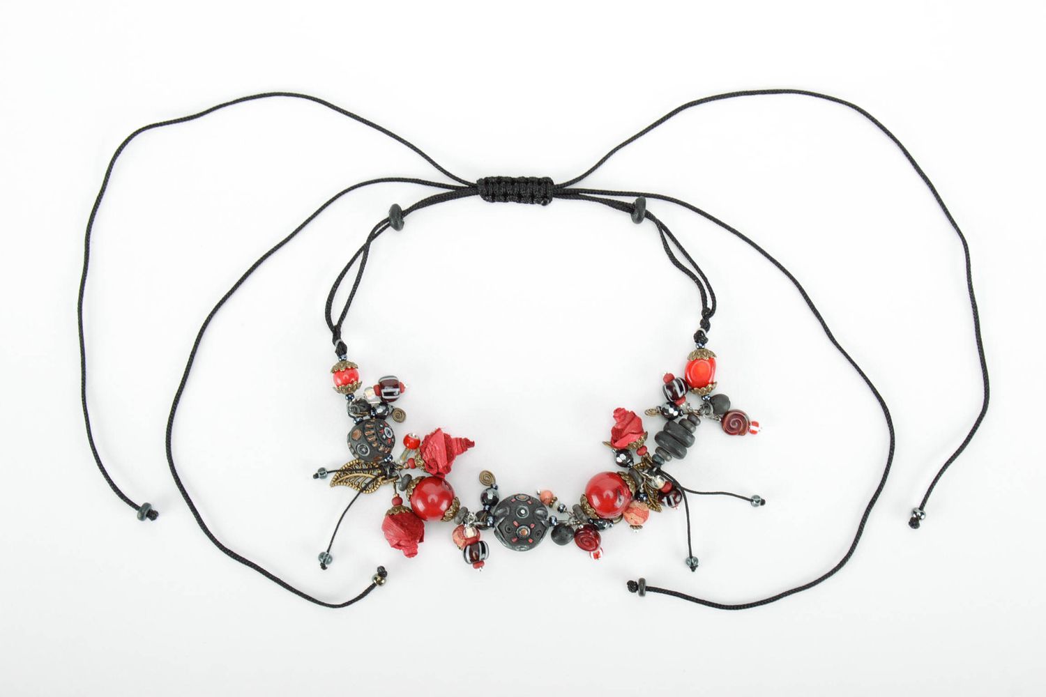 Keramische Halskette mit Korallen foto 4