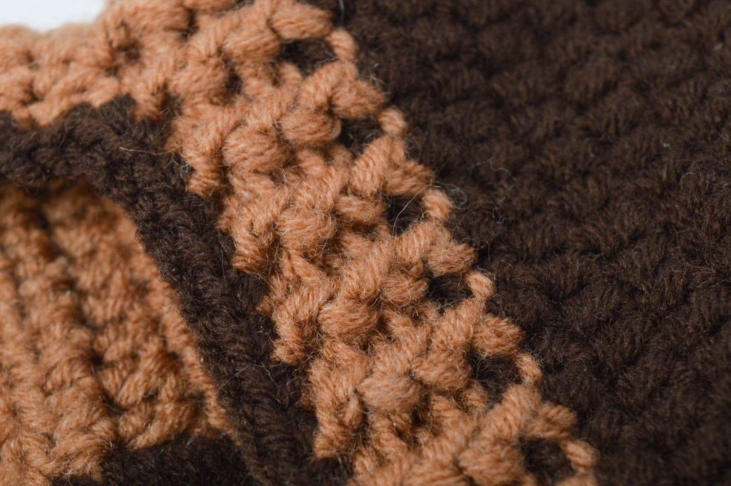 Bonnet tricot Chapeau fait main avec oreilles de tons bruns Vêtement enfant photo 4