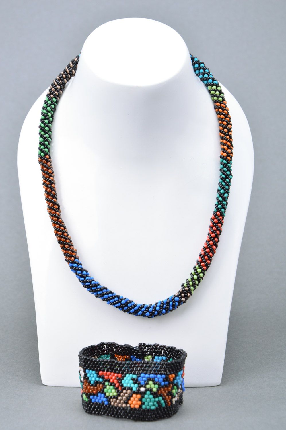 Set de collier et bracelet en perles de rocailles faits main 2 pièces Savane photo 3
