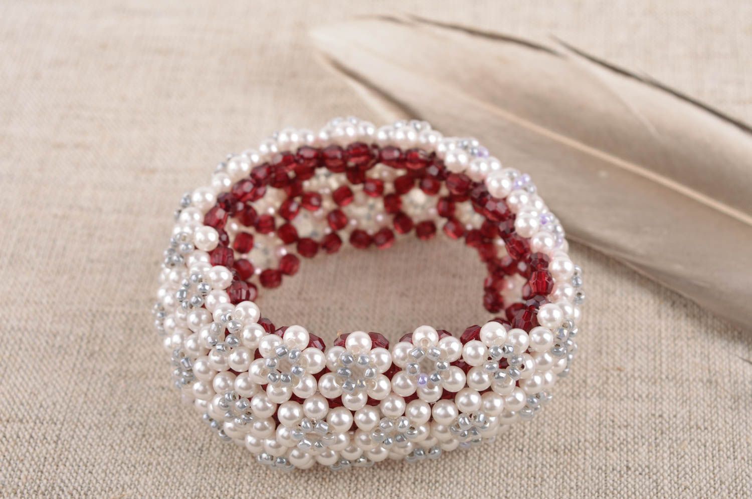 Bracciale di perline fatto a mano braccialetto originale per donna rosso bianco foto 1