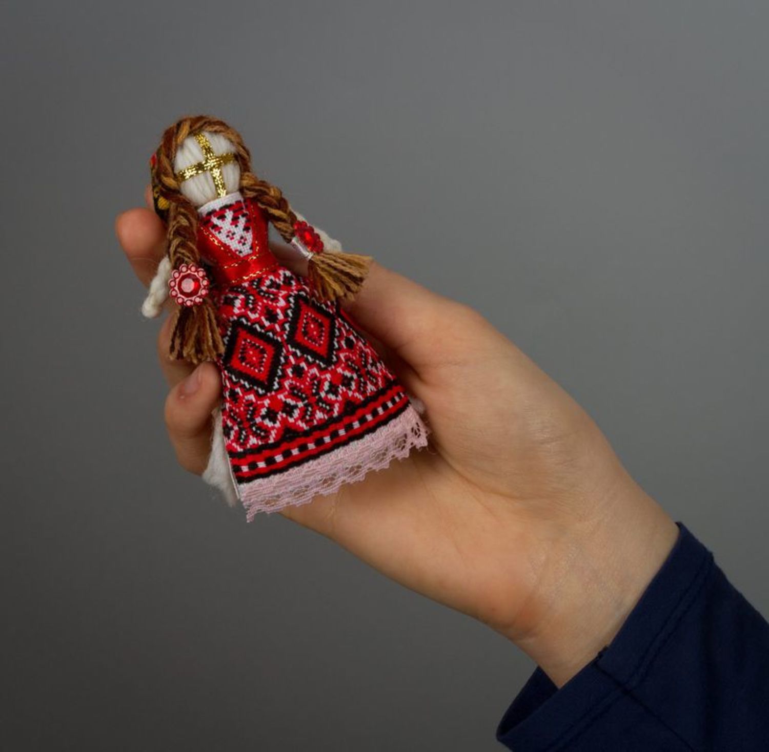 Magnete fatto a mano bambola talismano etnica decorazioni di frigorifero
 foto 1