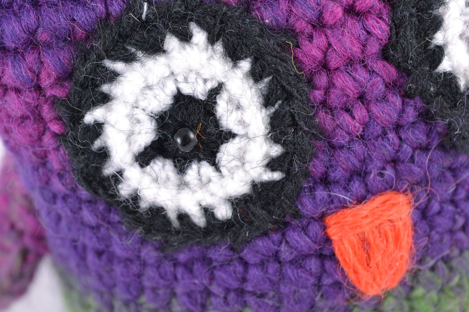 Soft crochet toy owl of violet color photo 3