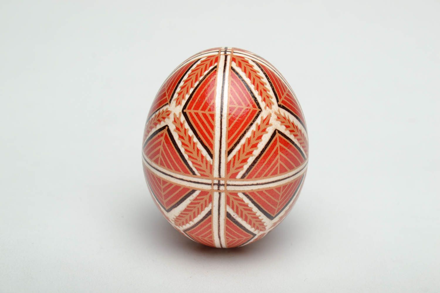 Oeuf de Pâques peint avec épis de blé fait main rouge décoratif original photo 3