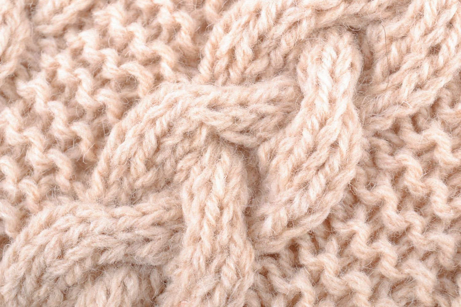 Small beige handmade pillow case knitted of semi-woolen threads with zipper photo 2