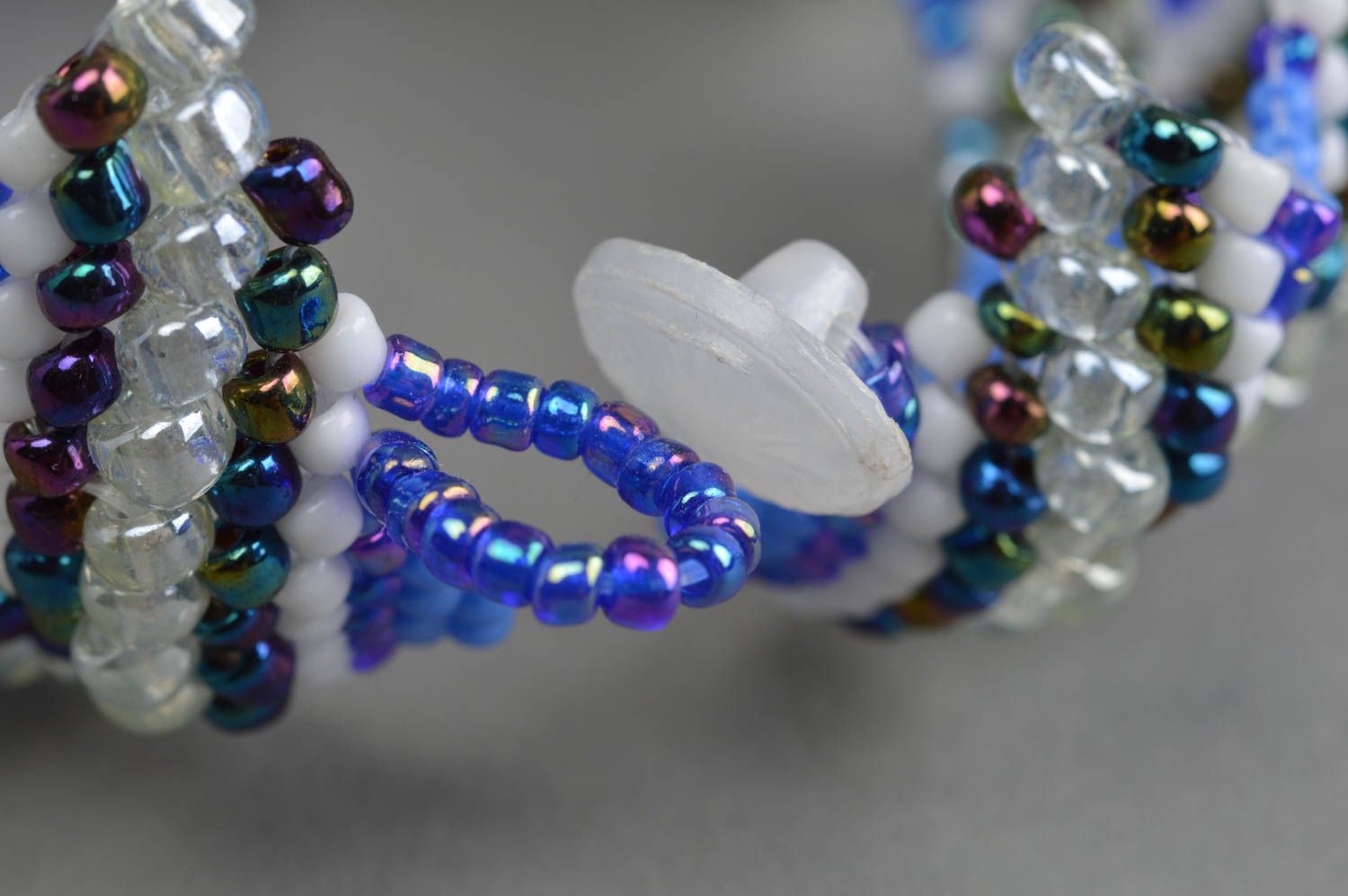 Bracelet en perles de rocaille large original fait main bijou de créateur photo 4