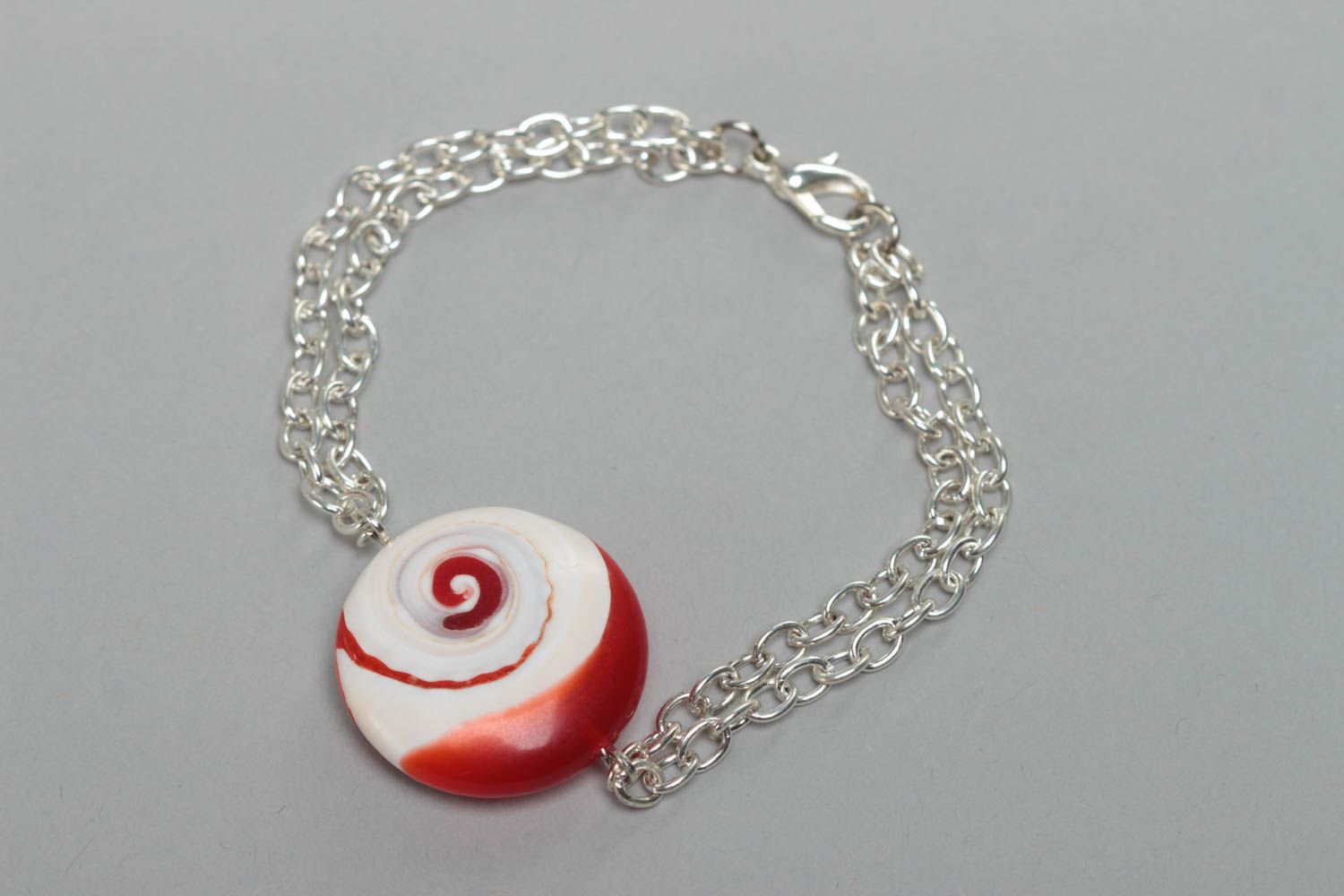 Künstlerisches Armband aus Perlen für Mädchen mit Kette schönes handgeschaffenes foto 2