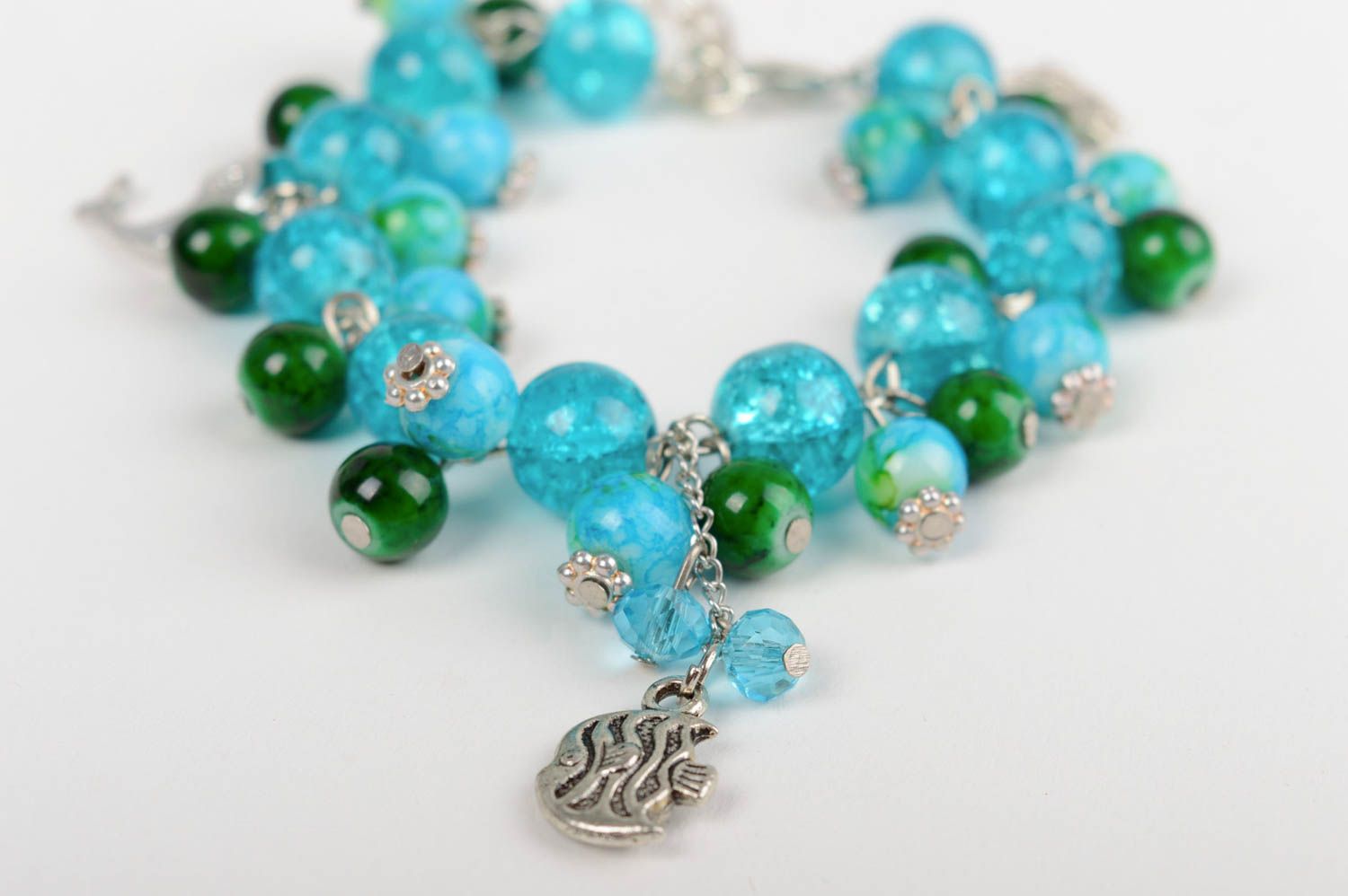 Bracelet en perles de verre mince bleu fait main de style marin pour femme photo 3