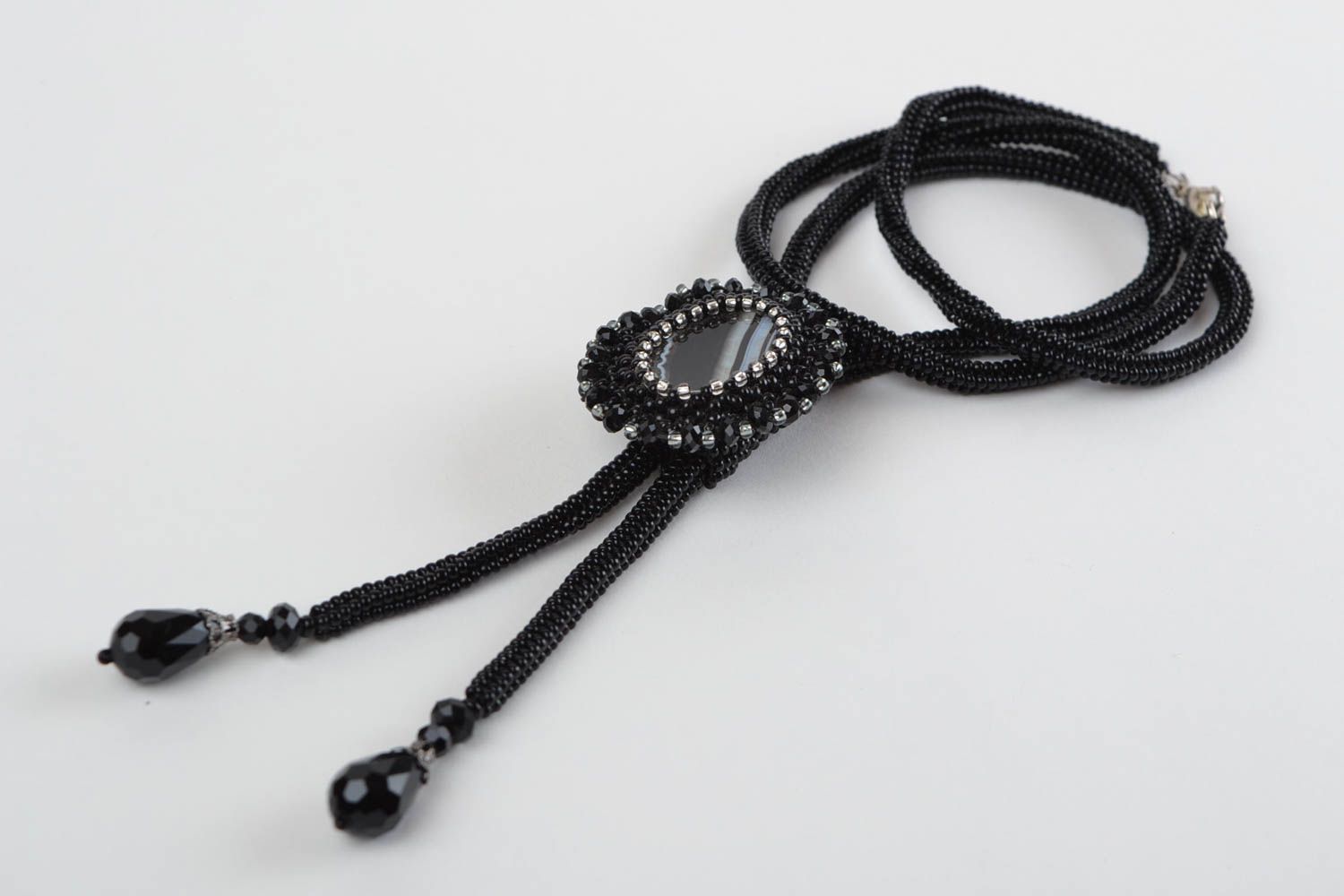 Long collier lariat en perles de rocaille noir avec cabochon ovale fait main photo 2