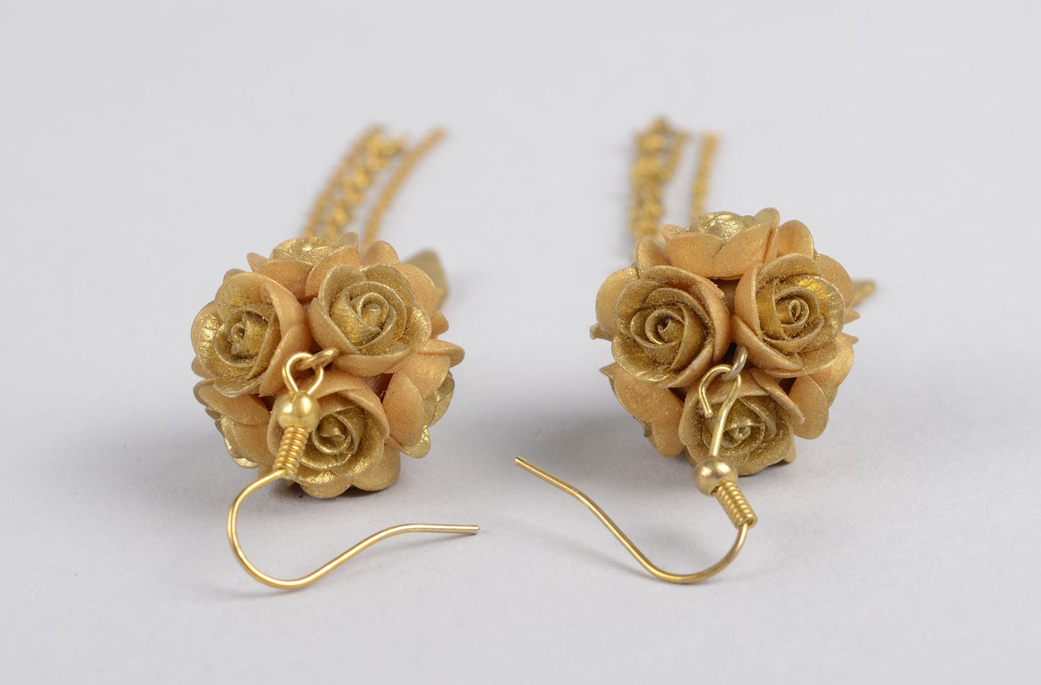 Handmade Blumen Ohrringe Polymer Schmuck Accessoire für Frauen beige Rosen foto 5