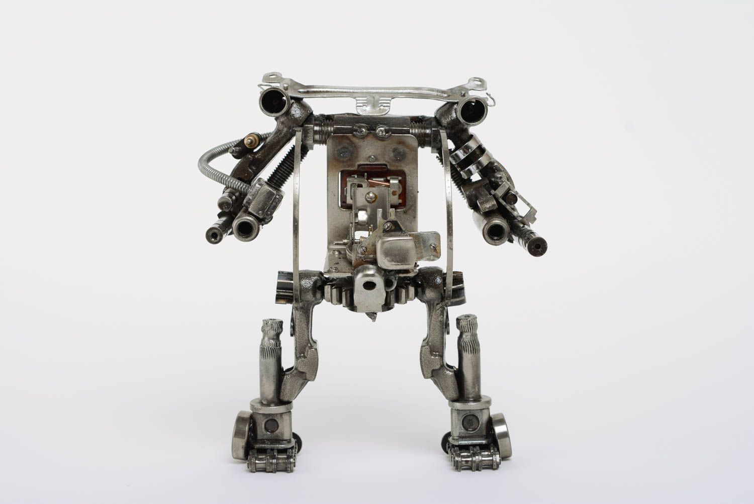 Support pour smartphone Robot en métal techno-art original pratique fait main photo 2