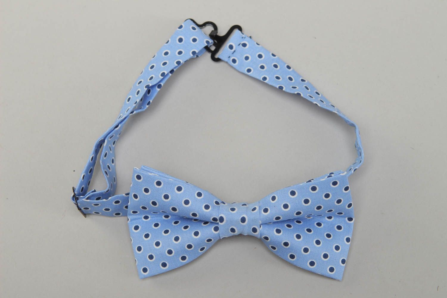 Blue polka dot fabric bow tie photo 1