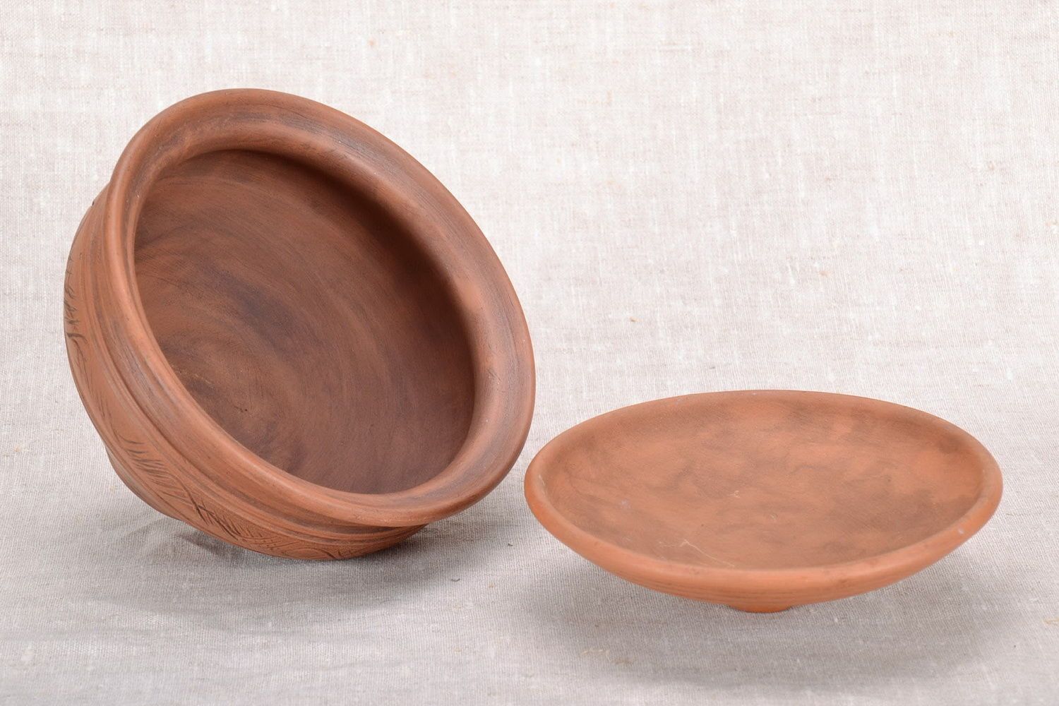 Keramikschüssel mit Deckel für Backofen foto 1