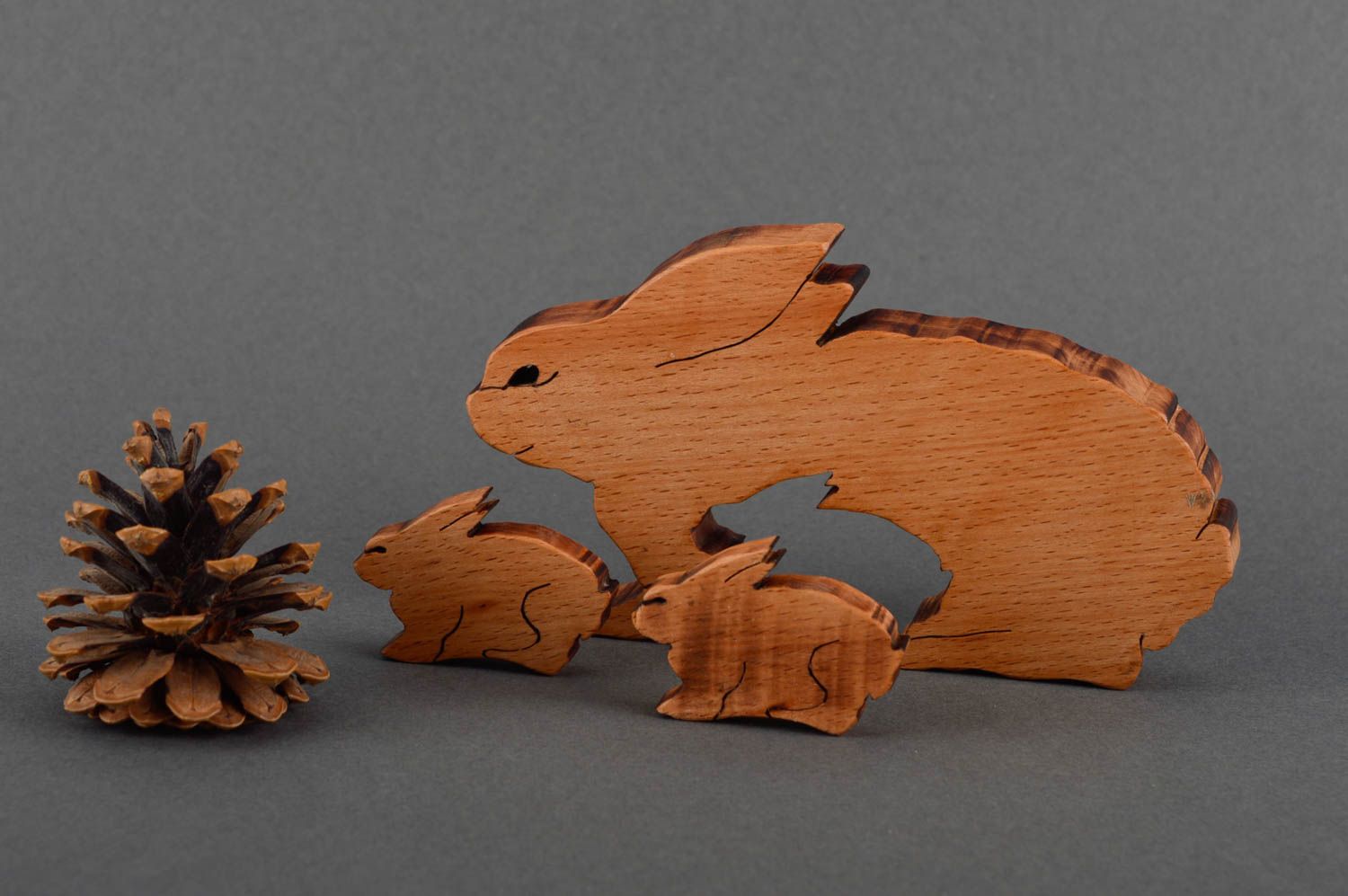 Puzzle 3D en bois fait main Jouet d'éveil lapine et ses petits Cadeau bébé photo 1