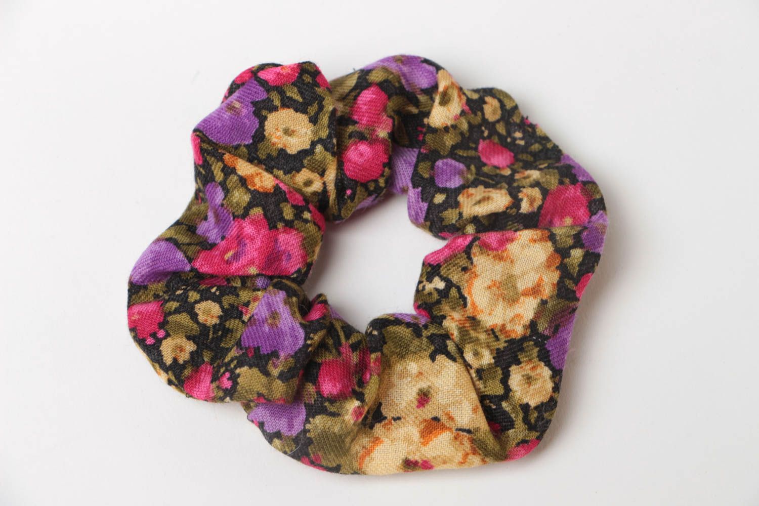 Chouchou à cheveux en tissu à motif floral multicolore original beau fait main photo 2