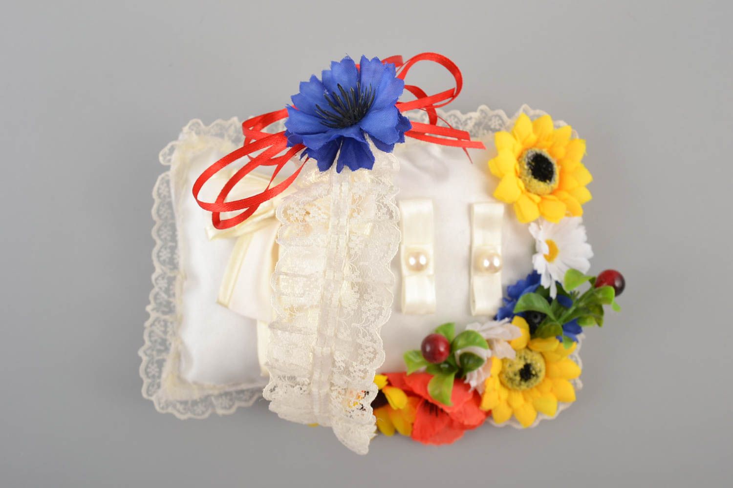 Beautiful handmade wedding pillow for rings with flowers in shape of basket photo 3