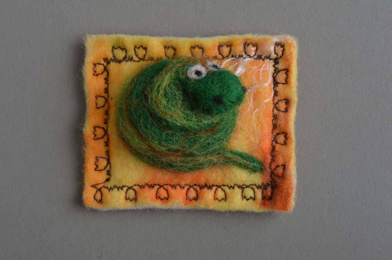 Kuscheltier Magnet für Kühlschrank in Form von Schlange in Grün lustig handmade foto 3