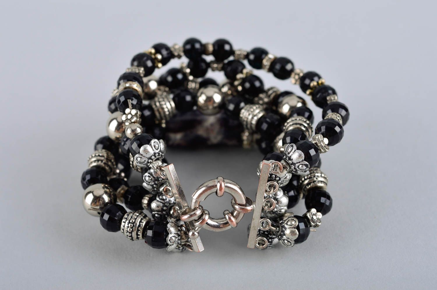 Bracelet noir Bijou fait main multirang en perles fantaisie Cadeau femme photo 4