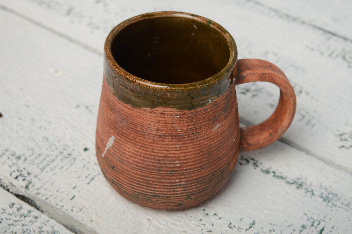 Giant 30 oz ceramic mug dor coffee, tea, beer with handle and rustic style photo 1