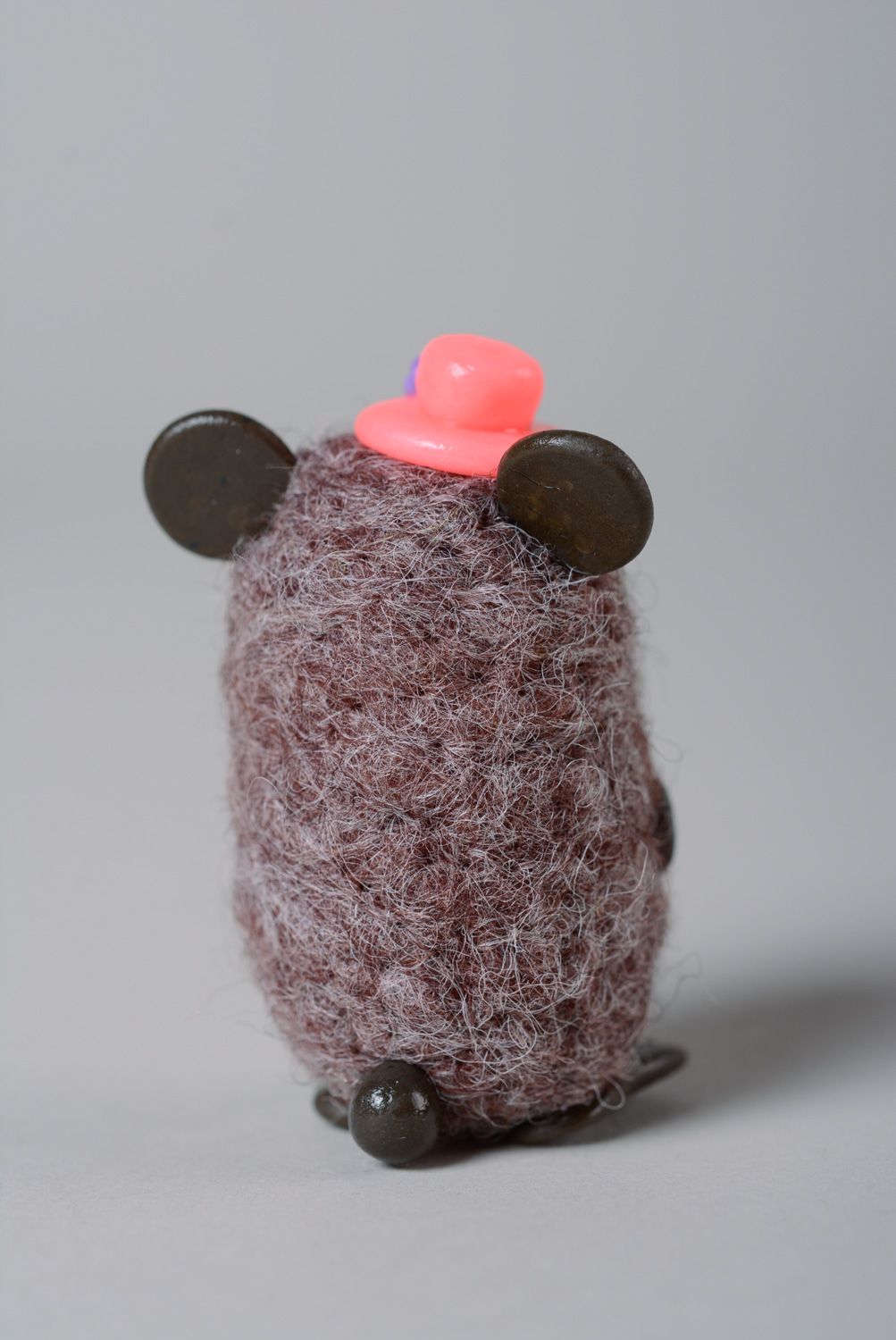 Muñeco de fieltro seco de lana y arcilla polimérica artesanal juguete para niños foto 3