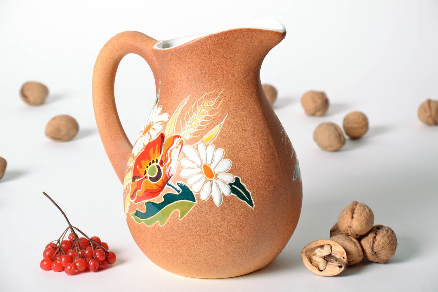 Handmade classic shape ceramic 100 oz water jug with handle and floral pattern 2,5 lb photo 1