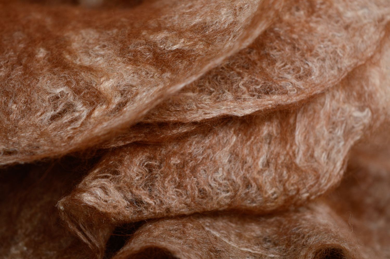 Écharpe de laine faite main technique de feutrage  photo 3