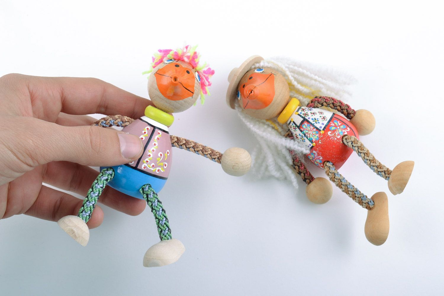 Деревянные игрушки уточки 2 штуки ручной работы с росписью детские красивые фото 2