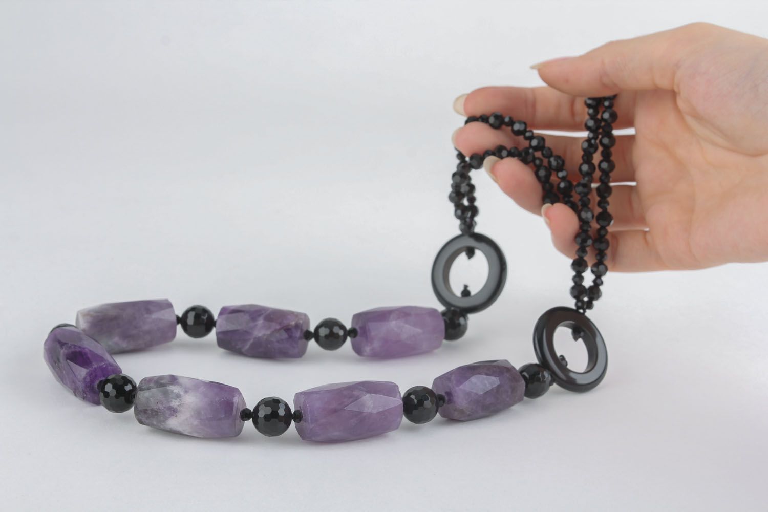 Necklace made of amethyst and agate photo 4