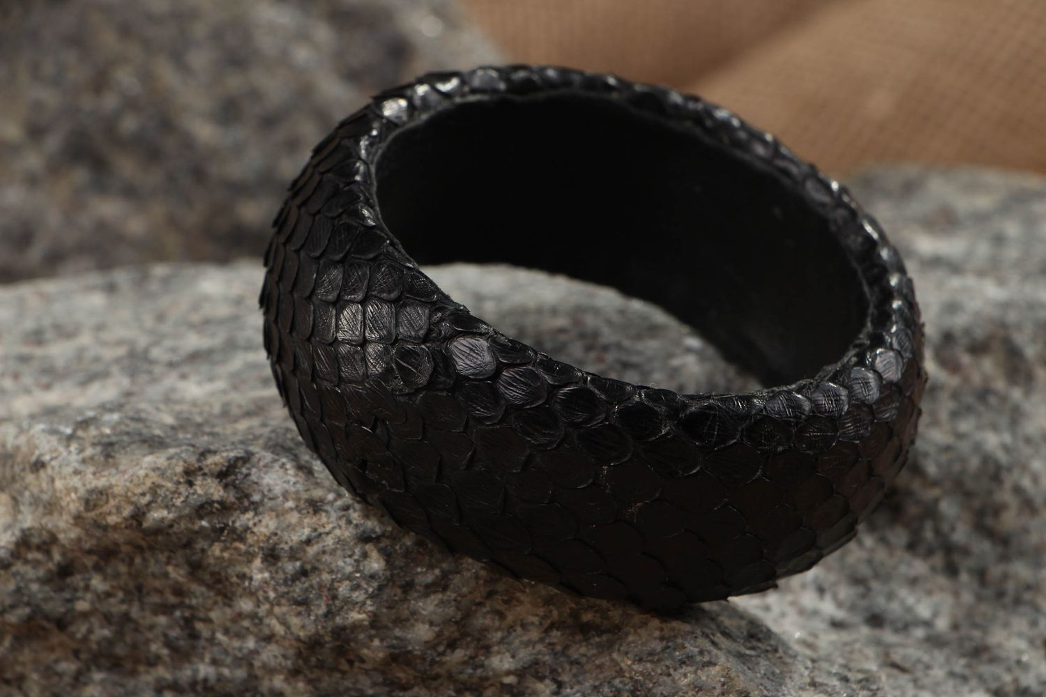 Bracelet en cuir de python fait main photo 4