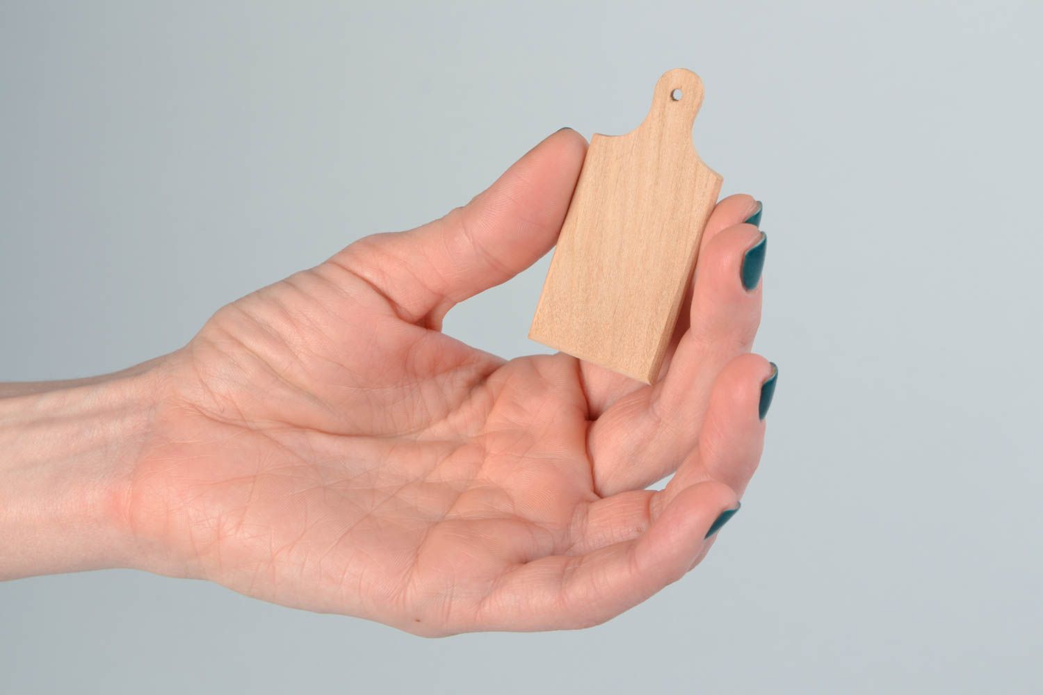 Planche à découper pour poupée en bois faite main serviettage pratique photo 2
