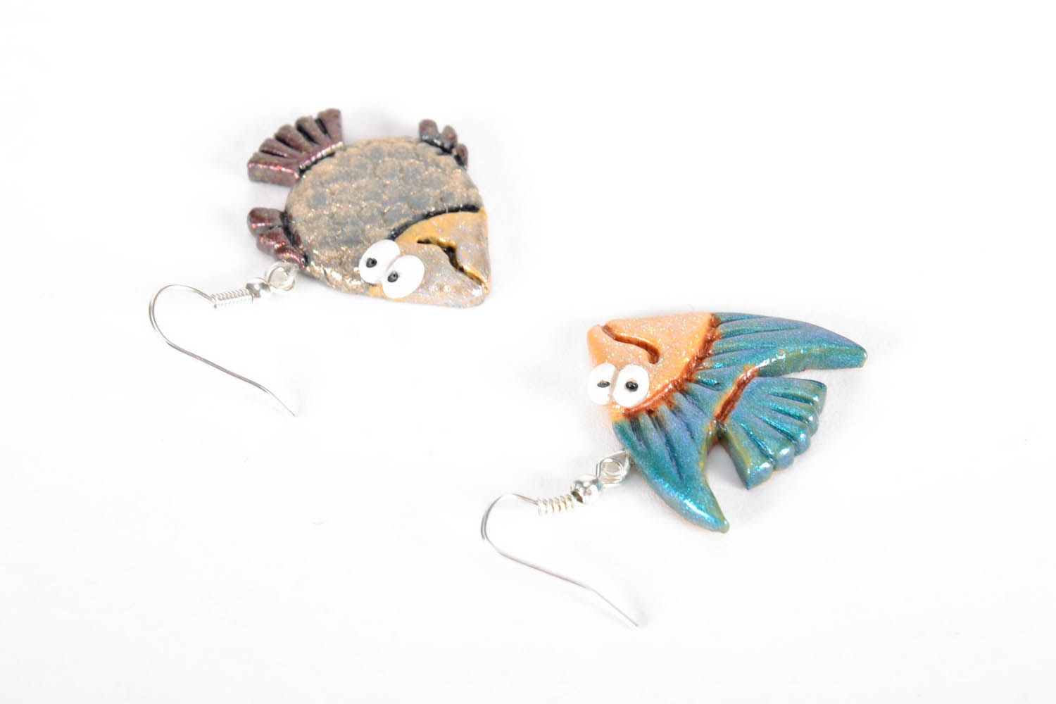 Earrings in the shape of fishes photo 2