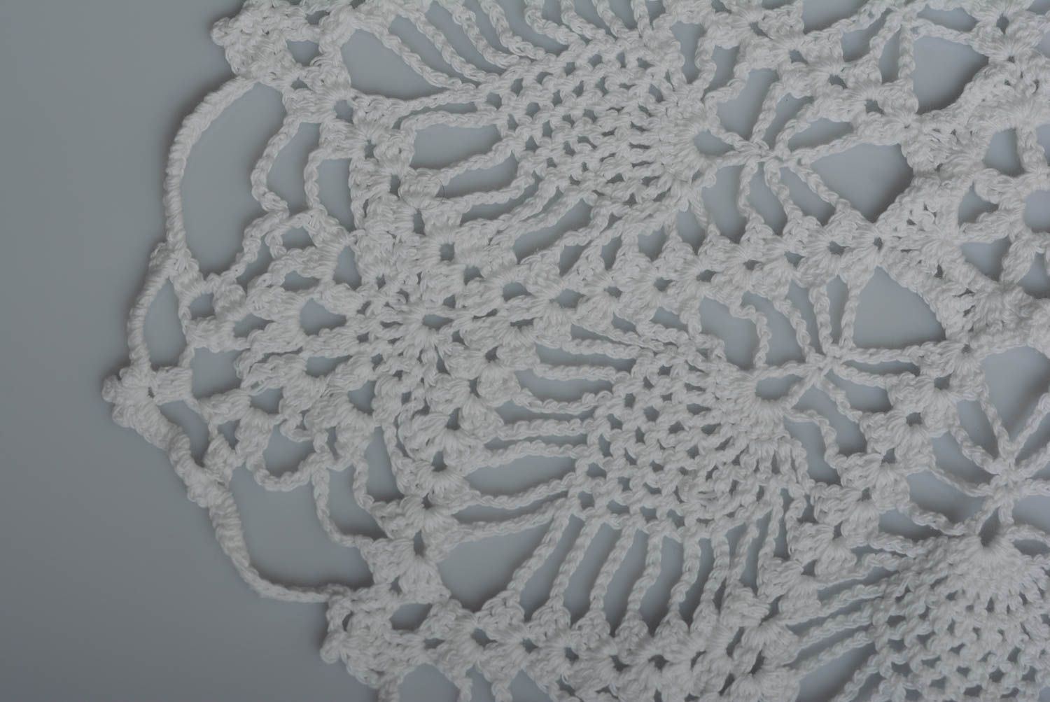 Napperon blanc ajouré tricoté au crochet en coton naturel fait main rond photo 3
