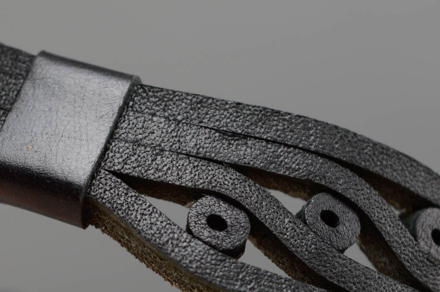 Bracelet fait main original en vrai cuir accessoire noir tressé réglable photo 2