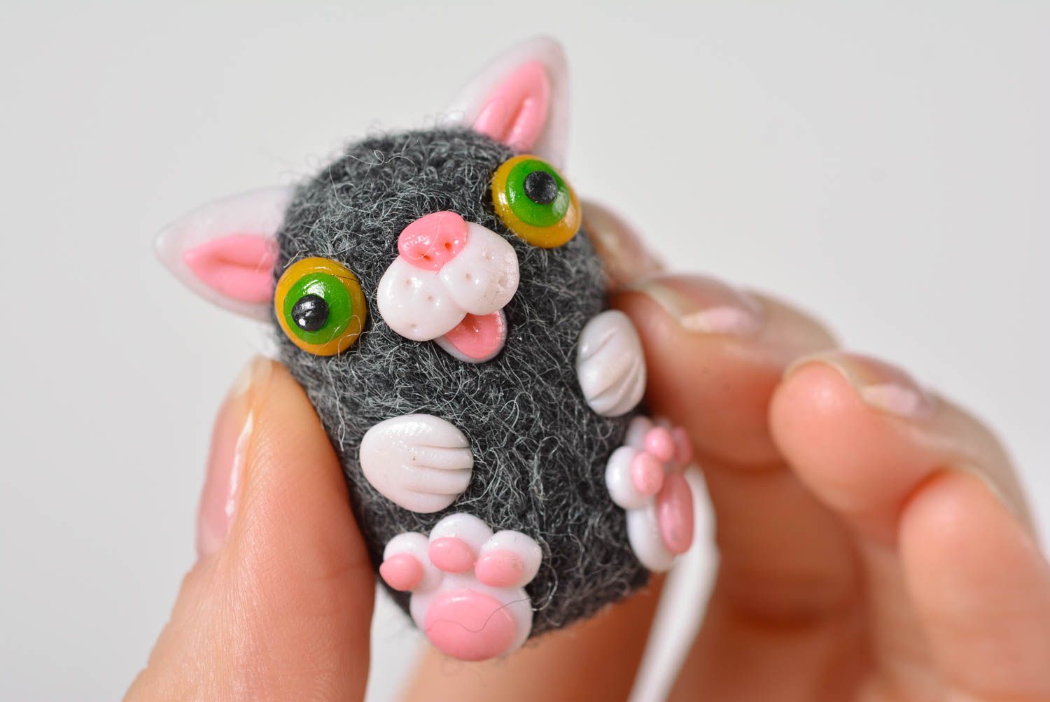 Handmade Kuscheltier Katze Geschenke für Kinder Haus Deko aus Wolle gefilzt foto 4