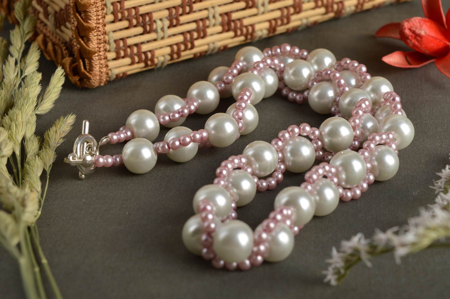 Handmade tender beaded necklace festive feminine necklace white accessory photo 1