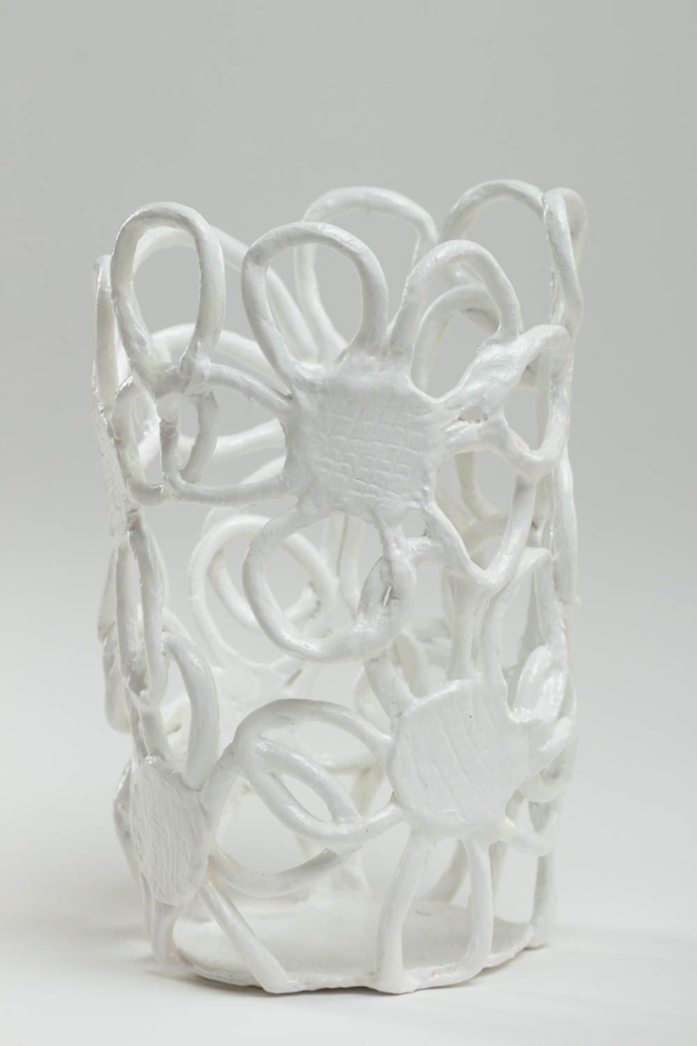 Ажурная ваза из полимерной глины ручной работы оригинальная белая красивая фото 2