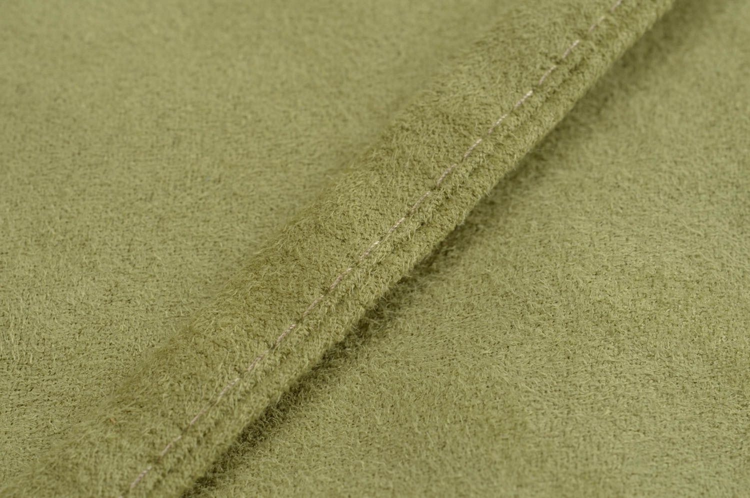 Hellgrüne originelle Tasche handmade aus künstlichem Wildleder und Baumwolle foto 4