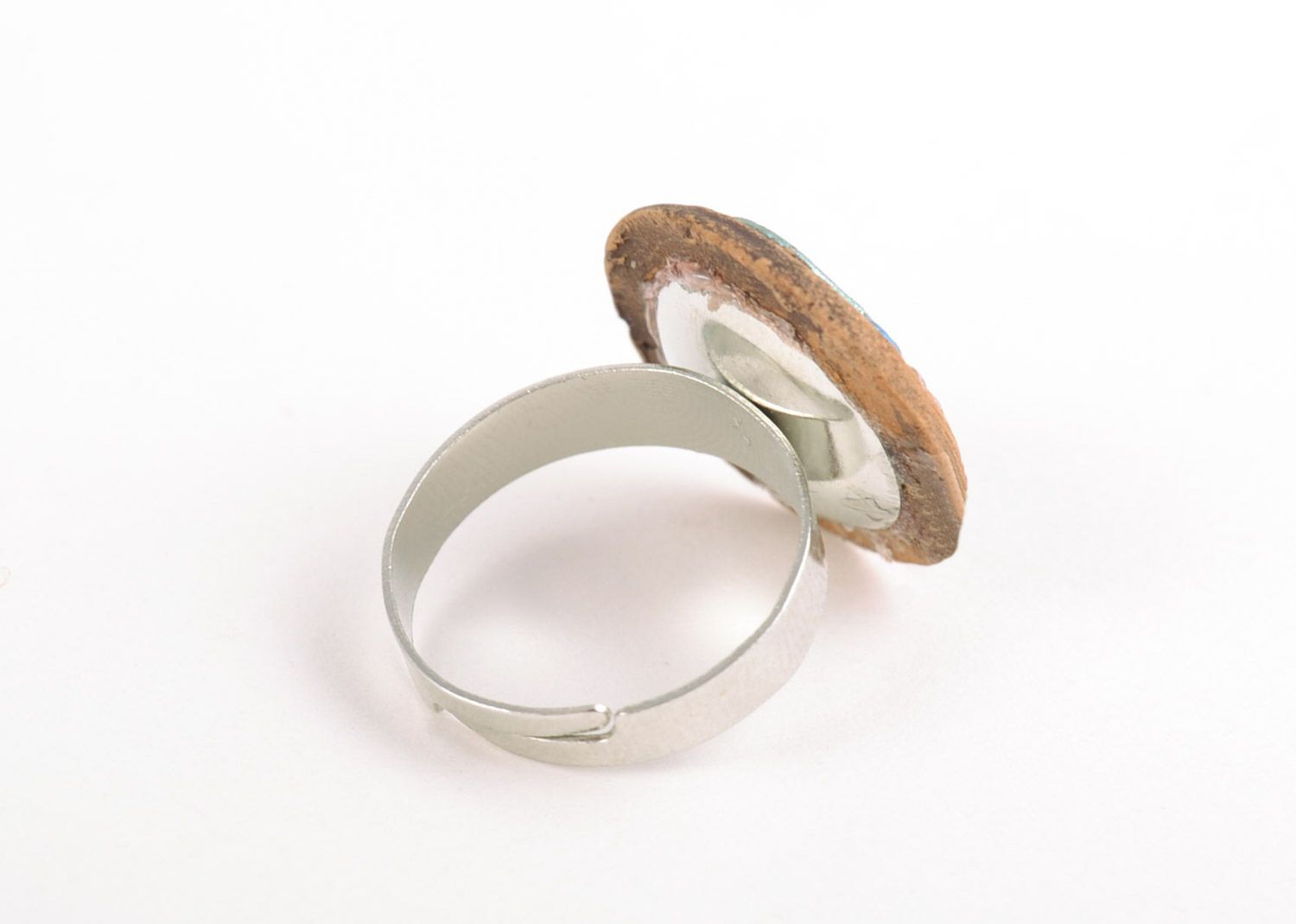Глиняное кольцо с разъемной металлической фурнитурой расписное ручной работы фото 3