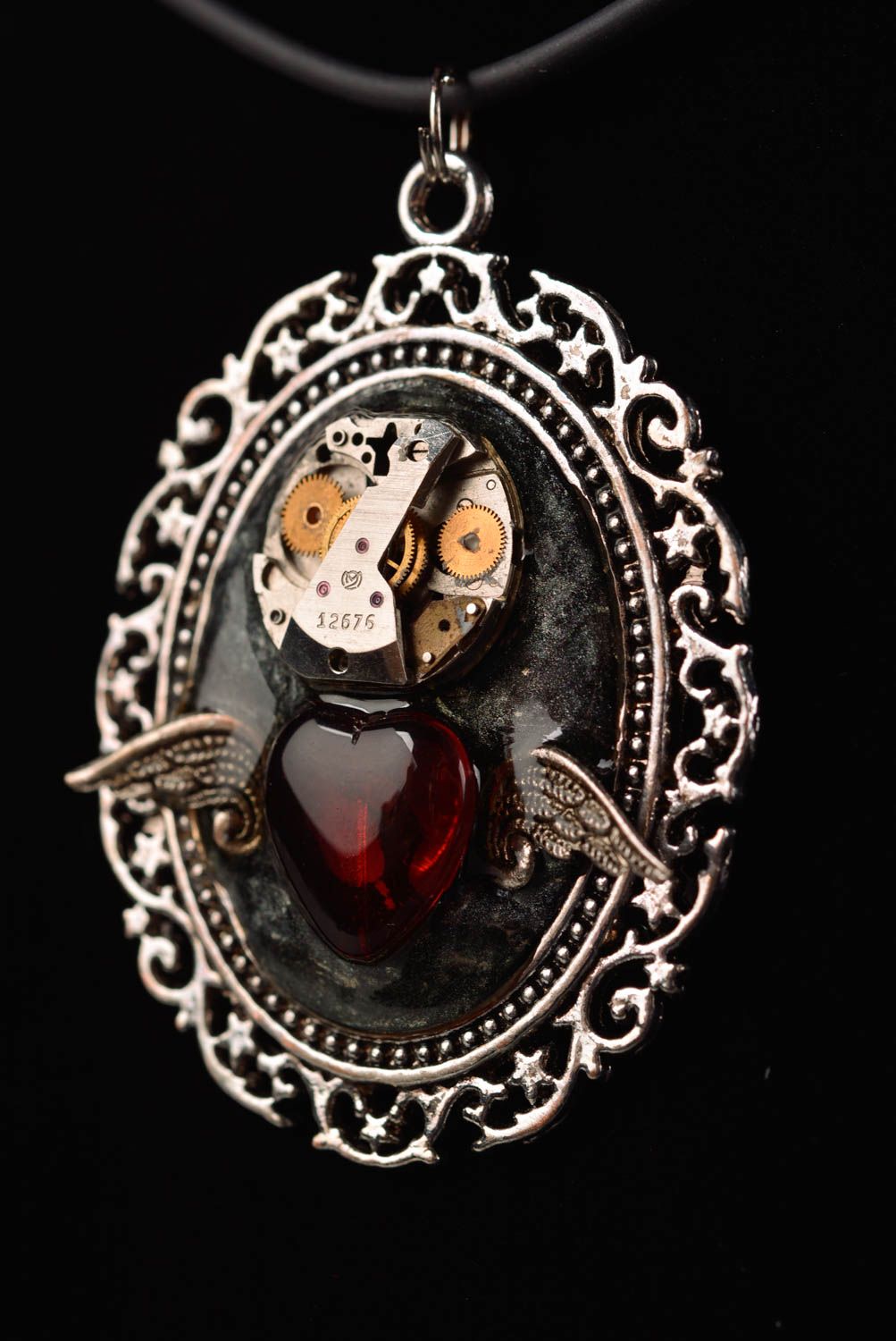 Unusual handmade metal pendant bird fashion trends cool jewelry designs photo 3