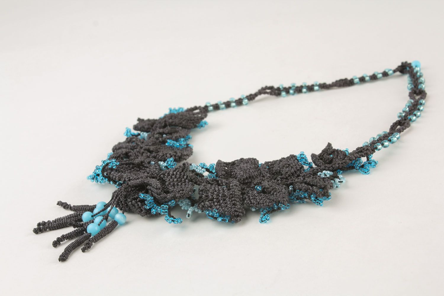 Blue homemade necklace photo 5