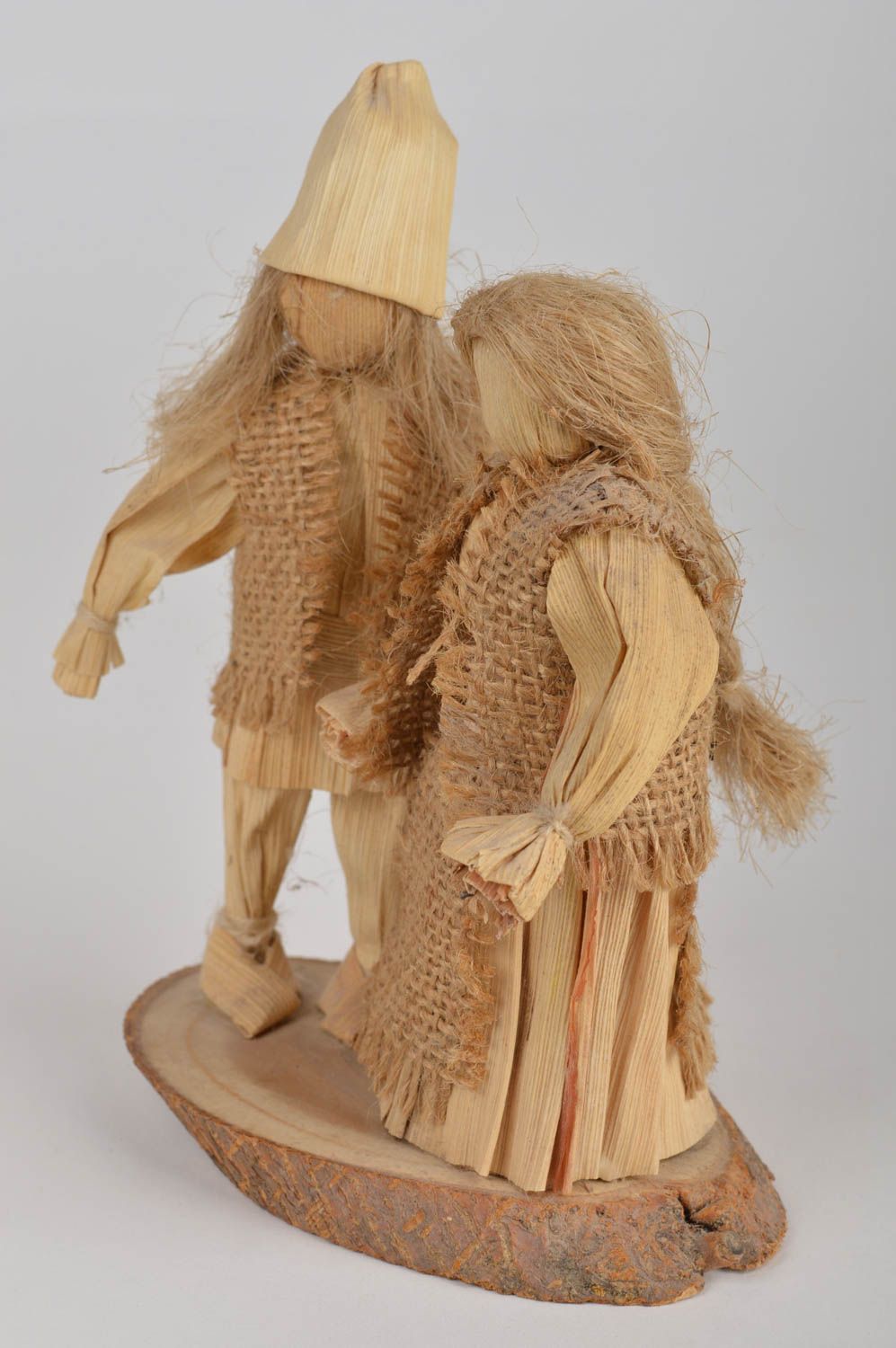 Handmade designer eco friendly ethnic woven corn leaves statuette man and woman  photo 4
