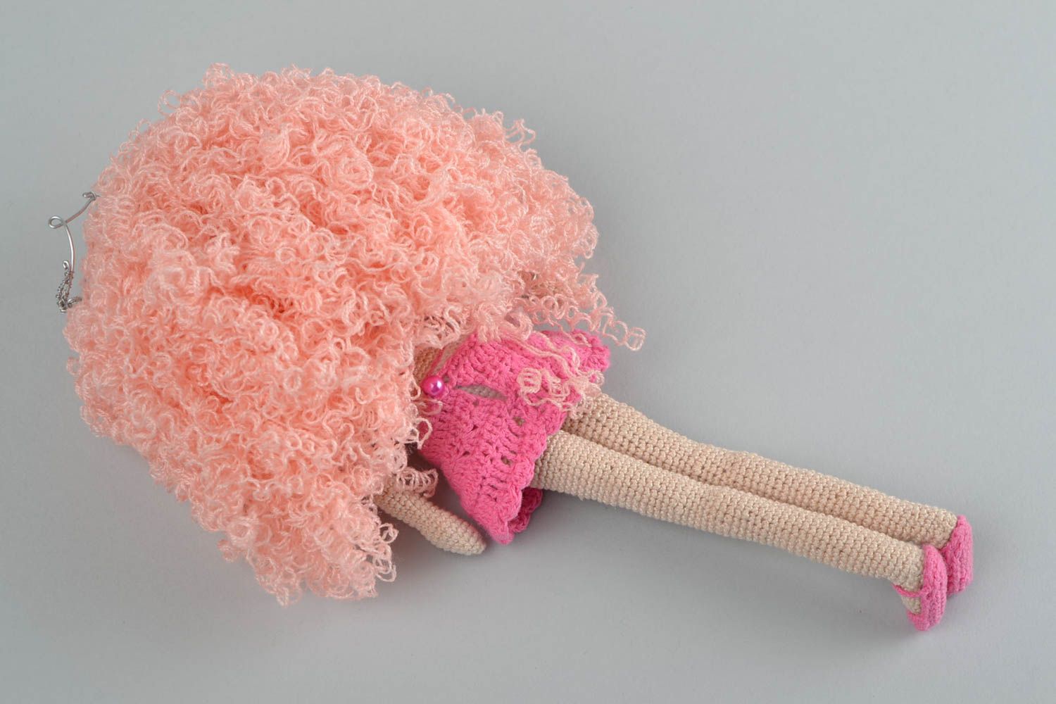 Künstlerische Puppe aus Textil gehäkelt originell Spielzeug für Mädchen foto 5