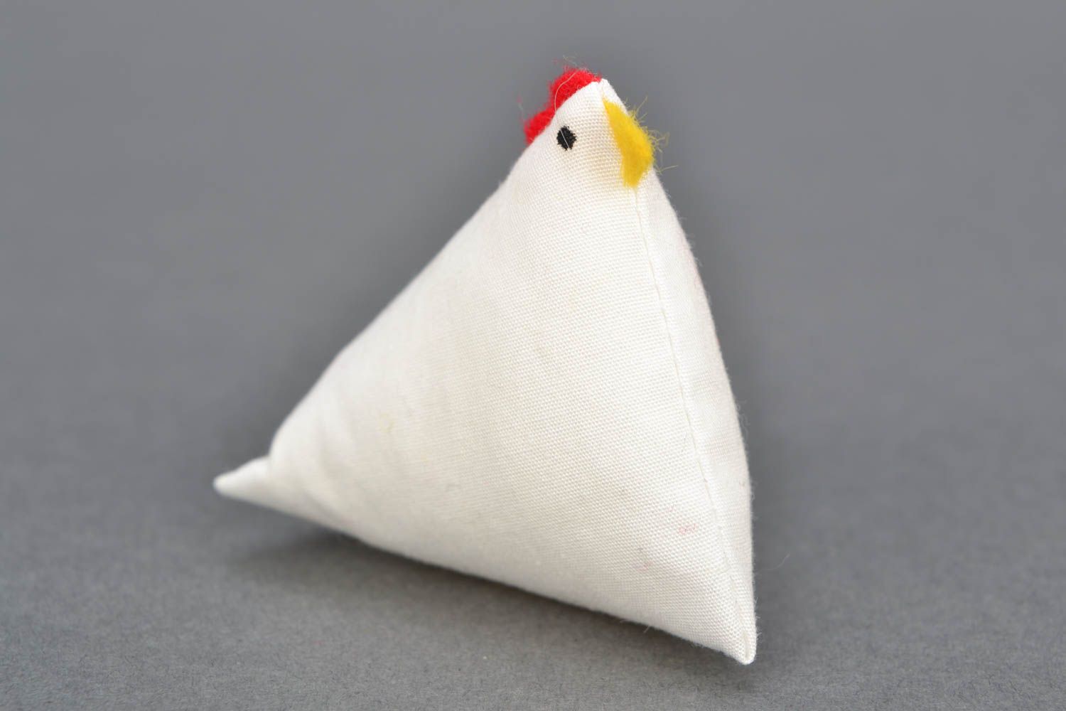 Soft needle bed in the shape of white chicken photo 3