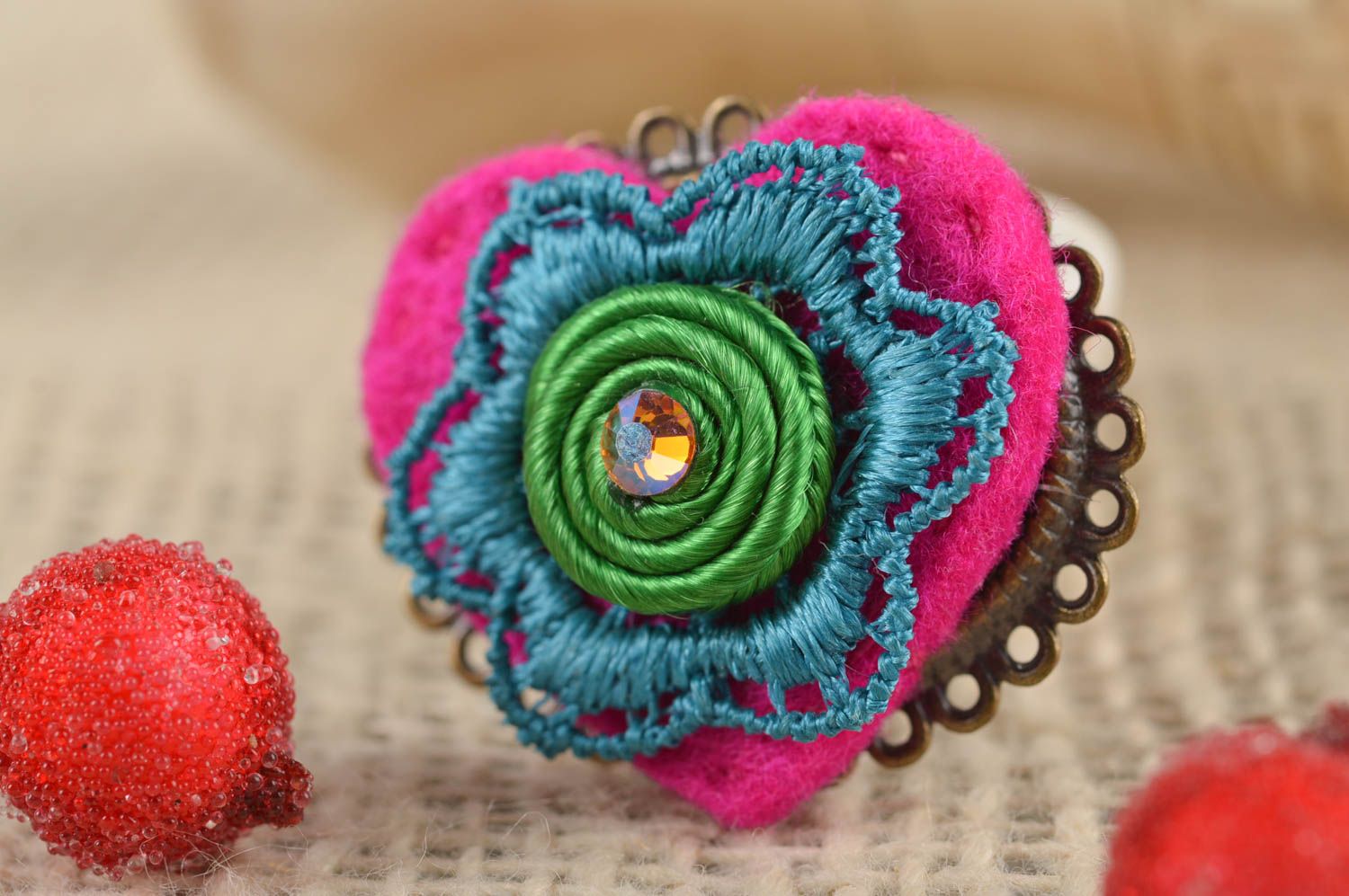 Beautiful handmade felt brooch artisan jewelry designs accessories for girls photo 1